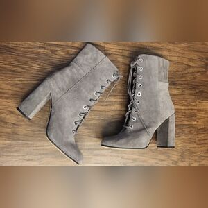 Vince Camuto Gray Teisha Suede Lace Up Side Zip Bootie Steampunk Victorian 9